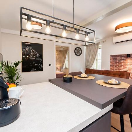 Dc II Downtown Apartment Rovinj Exteriér fotografie